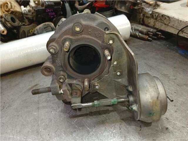 Foto 3ª: Turbocompresor Toyota Auris 2.0 ADVANCE [2.0 LTR. - 93 KW D-4D CAT] [1ADFTV]