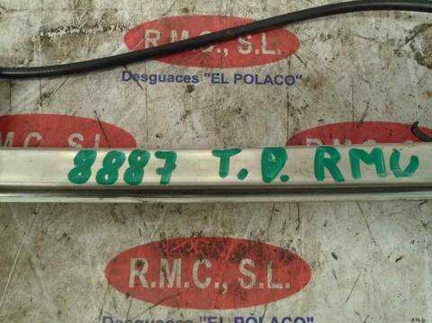 Foto 3ª: Elevalunas Manual Trasero Derecho Renault Laguna 140CV 103KW [F9Q] (2004)