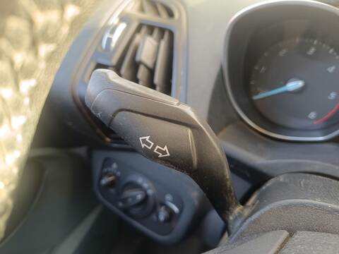 Mando Luces Ford C Max UKDB CB7)