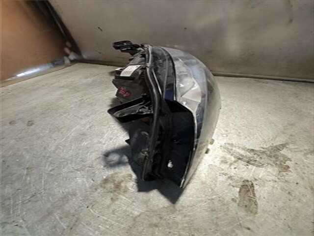 Foto 3ª: Faro Izquierdo Peugeot 308 1.6 ACCESS [1.6 LTR. - 73 KW BLUE-HDI FAP] [BH02]