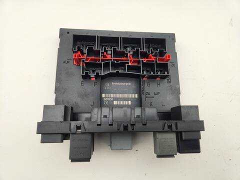 Foto 2ª: Caja Reles Fusibles Audi A3 2.0 TDI AMBIENTE DPF) 140CV 103KW [CBA] (2009)