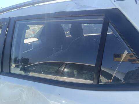 Luna Trasera Izquierda Kia Stonic DRIVE 116CV 85KW