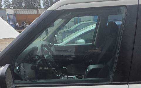 Luna Delantera Izquierda Land Rover Discovery TDV6 S 190CV 140KW