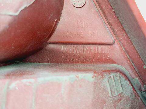 Foto 4ª: Piloto Trasero Derecho Renault Clio AUTHENTIQUE 82CV 60KW [K9K702] (2004)