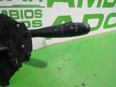 Foto 2ª: Mando Multifuncion Citroen C4 COLLECTION 90CV [9HXDV6ATED4] (2004)