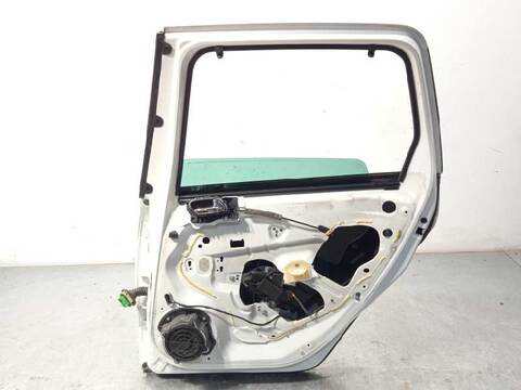 Foto 4ª: Puerta Trasera Derecha Peugeot 308 1.6 HDI FAP 112CV 82KW [9H05] (2012)