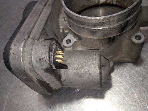 Foto 4ª: Caja Mariposa Volkswagen Golf 3.2 V6 24V BERLINA 250CV 184KW (2003)