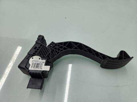 Foto 2ª: Pedal Acelerador Peugeot Expert PREMIUM LONG 102CV 75KW FURGON [YH01] (2022)