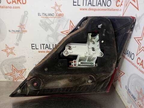 Foto 2ª: Piloto Trasero Izquierdo Mercedes Clase S 220 500 221.071) BERLINA 388CV 285KW [M273961] (2006)