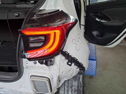 Foto 2ª: Piloto Trasero Derecho Toyota Yaris 1.5 HYBRID MXPH11) 92CV 68KW [M15A-FXE] (2022)