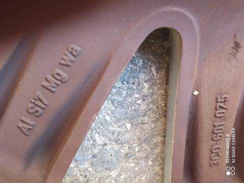 Foto 3ª: Juego LLantas Volkswagen Passat TRENDLINE BERLINA 115CV 85KW [BLF] (2006)