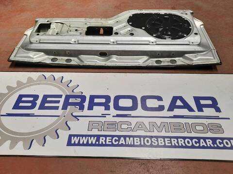 Foto 2ª: Portón Land Rover Discovery 2.7 TD V6 CAT 190CV (2004)