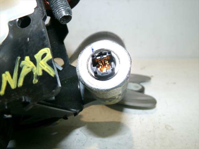 Foto 4ª: Cinturón Delantero Derecho Kia Carnival 2.9 CRDI 2006-2011 [J3] (2009)