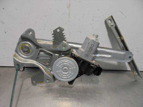 Elevalunas Manual Trasero Derecho Nissan Juke 1.6 CAT 113CV 83KW