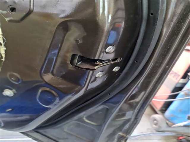 Cerradura Puerta Delantera Derecha Nissan Qashqai ACENTA 110CV 81KW