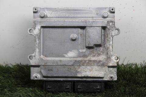 Foto 2ª: Centralita Motor ECU Volvo V40 KINETIC 120CV 88KW (2021)