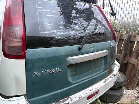 Foto 2ª: Portón Nissan X-Trail VERSION INDEFINIDA T30) (2003)