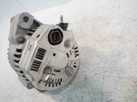 Foto 2ª: Alternador Toyota Hiace 95 - 117 CV [2KD-FTV 2KD] (2010)