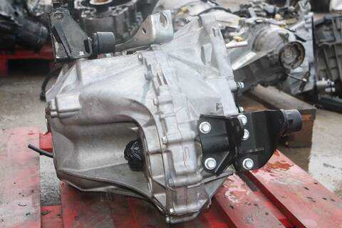 Foto 2ª: Caja Cambios Toyota Avensis N47C20A (2015)