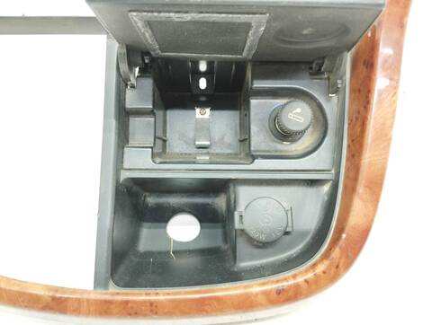 Foto 3ª: Consola Central Kia Carnival 2.9 CRDI LX 144CV 106KW [D/J3] (2006)