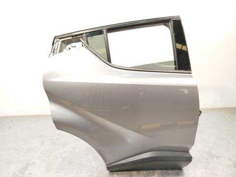 Foto 2ª: Puerta Trasera Derecha Toyota CHR 1.8 HYBRID ZYX10_ ZYX11_) 98CV 72KW [2ZR] (2017)