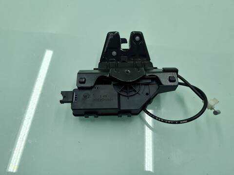 Foto 3ª: Cerradura Maletero Portón Bmw Serie 3 315 320D BERLINA 177CV 130KW [N47D20A] (2007)