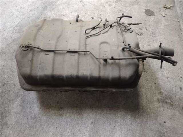 Foto 3ª: Deposito de Combustible Isuzu Trooper 2.8 UBS 55 [2.8 LTR. - 78 KW TURBODIESEL] [4JB1]