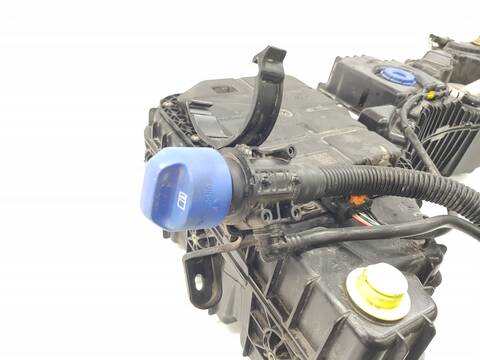 Foto 3ª: Deposito AdBlue Peugeot 5008 ALLURE