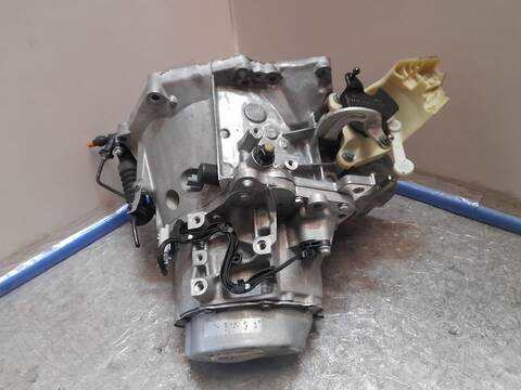 Foto 3ª: Caja Cambios Citroen C3 SHINE 102CV 75KW [YH01] (2019)