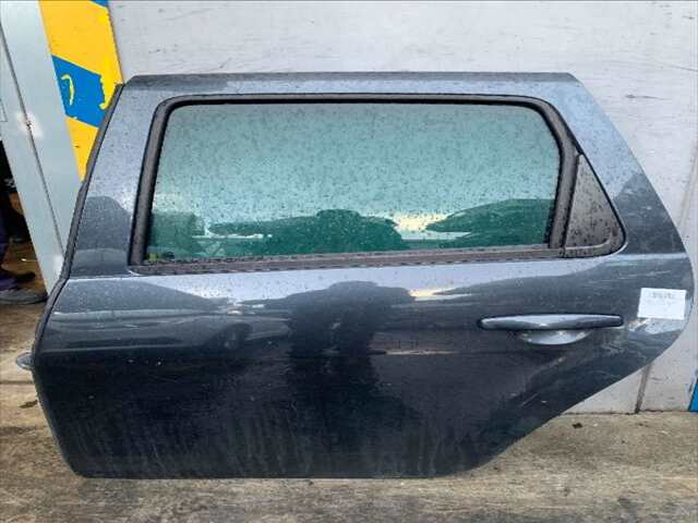 Puerta Trasera Izquierda Dacia Duster 1.5 DCI110CV