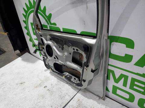 Foto 2ª: Puerta Delantera Derecha Ford Focus TREND 101CV [FFDA] (1998)