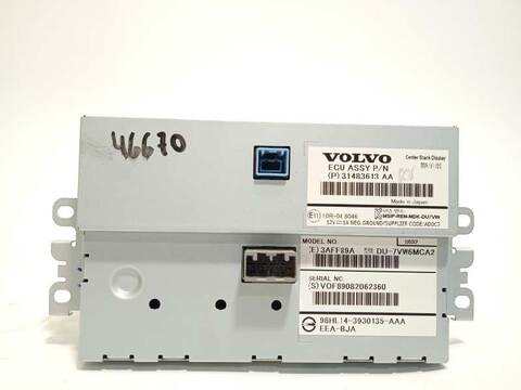 Foto 4ª: Pantalla Multifuncion Volvo V40 MOMENTUM 120CV 88KW [D4204T8] (2018)