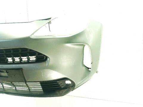 Foto 2ª: Paragolpes Delantero Toyota Yaris VERSION INDEFINIDA (2020)