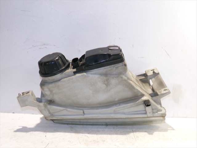 Foto 3ª: Faro Izquierdo Skoda Octavia 1.9 TDI 1996-2004 [ALH] (2004)