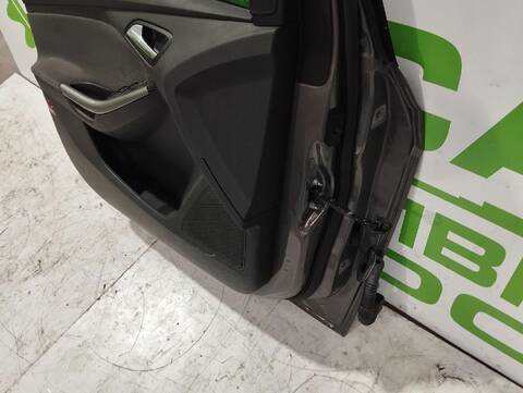 Foto 2ª: Puerta Delantera Izquierda Ford Focus 1.6 TDCI CAT 116CV [T1DA] (2010)