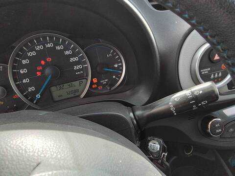 Foto 2ª: Mando Multifuncion Toyota Yaris ACTIVE HYBRID 75CV 55KW [1NZFXE] (2013)