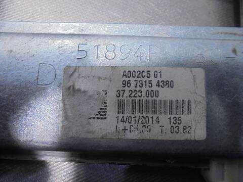 Foto 4ª: Elevalunas Eléctrico Delantero Derecho Peugeot 208 1.6 16V HDI FAP 92CV 68KW [9H06] (2014)