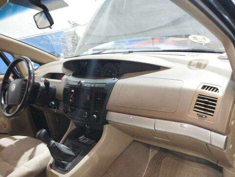 Foto 2ª: Salpicadero Ssangyong Rodius 2.7 TD CAT 163CV 120KW [665926] (2010)