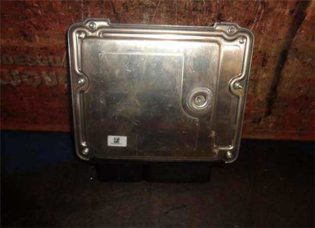Foto 3ª: Centralita Motor ECU Bmw Serie 3 315 320D 177CV [N47D20A]