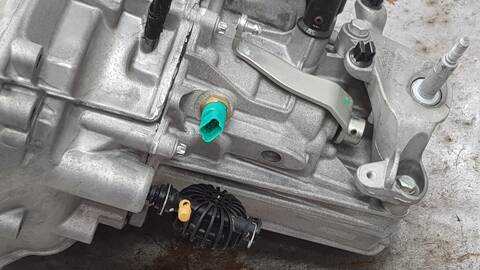 Foto 2ª: Caja Cambios Dacia Sandero STEPWAY EXTREME GO (2022)