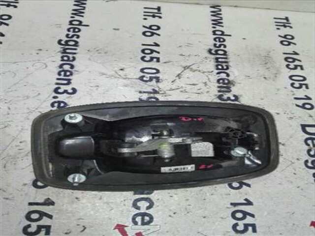 Foto 2ª: Maneta Exterior Delantera Derecha Iveco Daily 2.3 FG H3 BATALLA 3300 35 S... [2.3 LTR. - 107 KW DIESEL] [F1AFL411C]