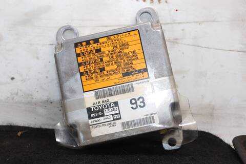 Centralita Airbag Toyota Corolla 2.0 D-4D SOL BERLINA 110CV 81KW