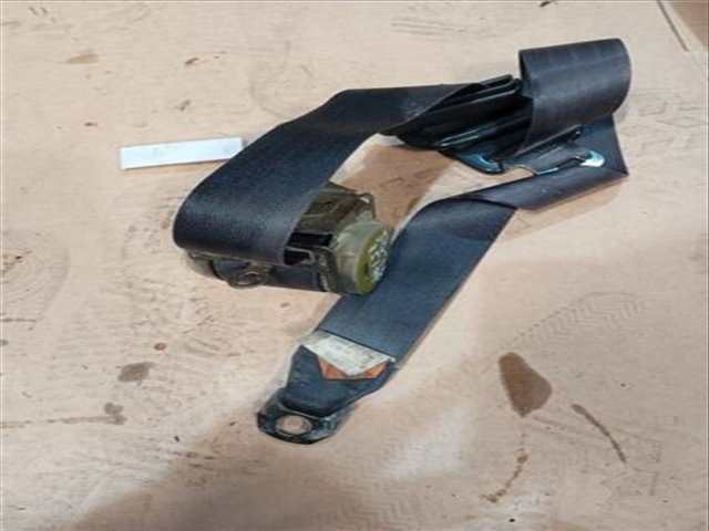 Cinturón Delantero Derecho Toyota Starlet 1.0