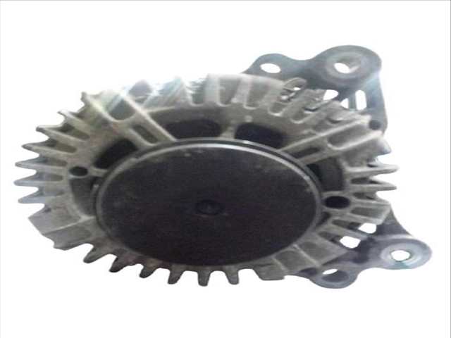 Foto 2ª: Alternador Volkswagen Golf 1.9 TDI (2003)