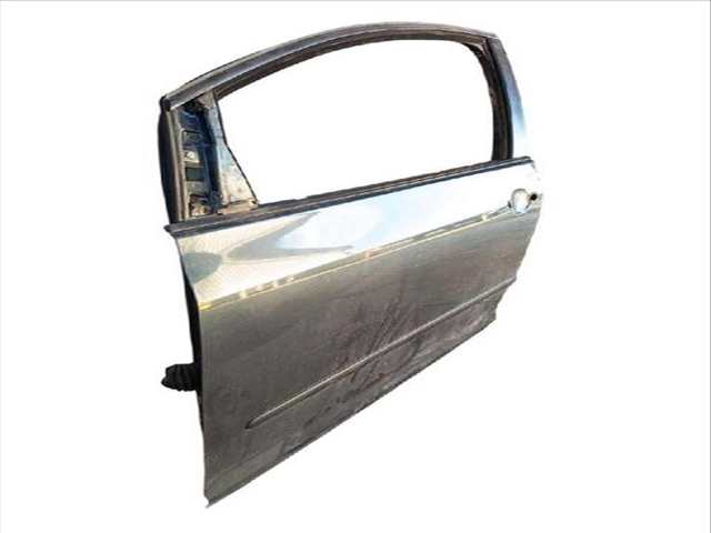 Foto 3ª: Puerta Delantera Izquierda Volkswagen Golf 1.9 TDI (2004)