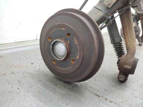 Foto 3ª: Puente Trasero Peugeot 206 1.4 HDI ECO 70 HATCHBACK 68CV 50KW [8HZ] (2005)