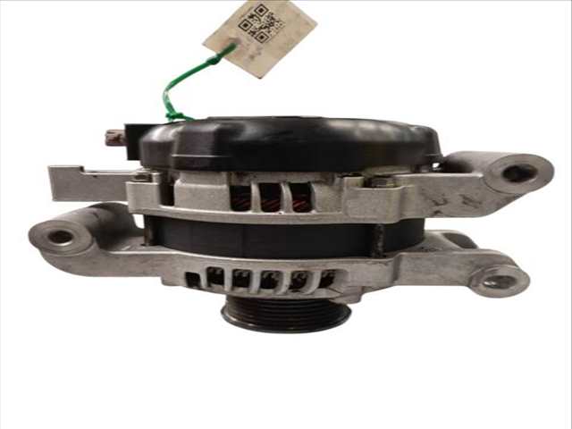 Alternador Toyota Auris 2.0 D-4D ADE186_ ADE186R)
