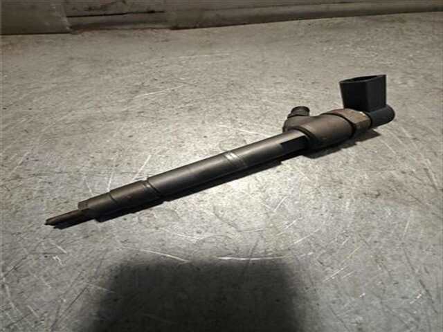 Foto 3ª: Inyectores Mercedes Viano 2.1 2.2 CDI EXTRALARGO (639.815) [2.1 LTR. - 110 KW CDI CAT] [646982]