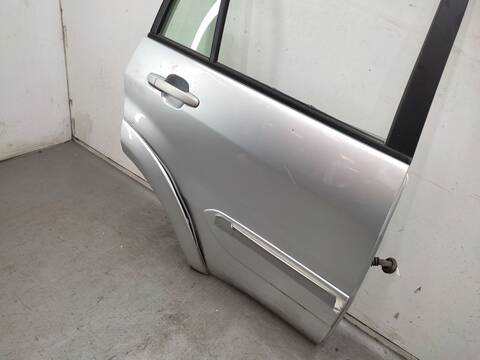 Foto 2ª: Puerta Trasera Derecha Toyota Rav4 2.0 4WD ACA21 ACA20) 150CV 110KW [1AZ-FE] (2001)