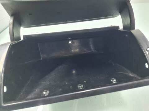 Foto 2ª: Guantera Volkswagen Transporter D 131CV 96KW T5 COMBI FURGONETA [BNZ] (2008)